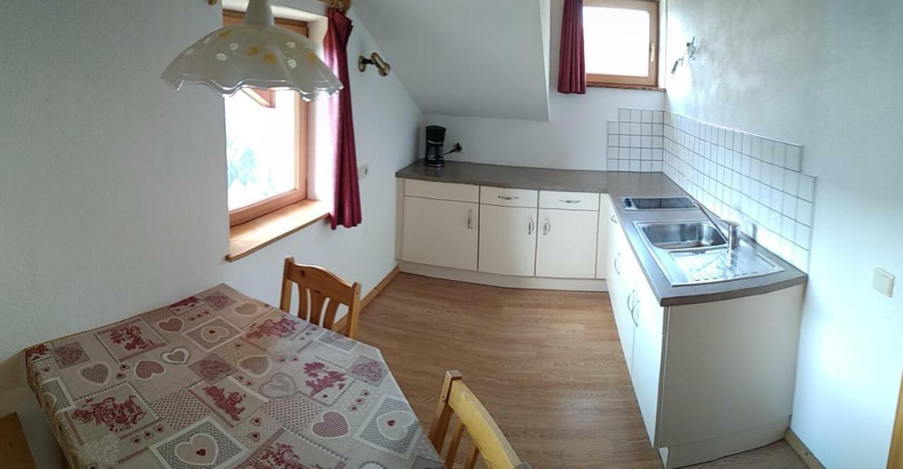 Naschthof Apartamento Dobbiaco Exterior foto